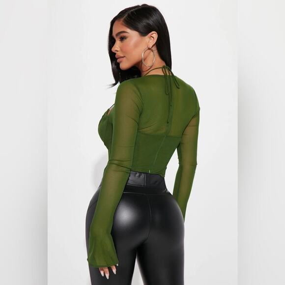 SOLD FASHION NOVA Mesh Bell Sleeve Blouse Sz M - Picture 5 of 9